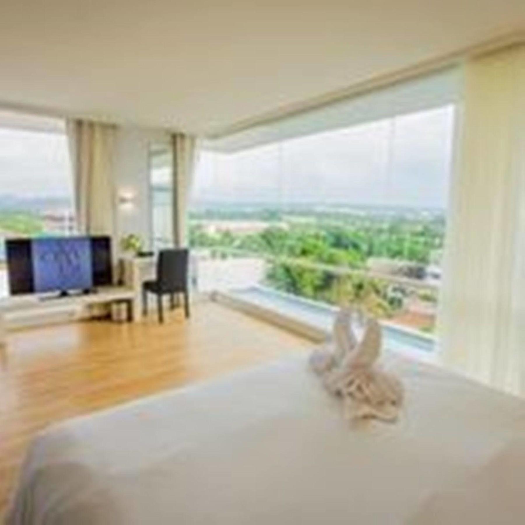 Crystal Hotel Hat Yai Exteriör bild