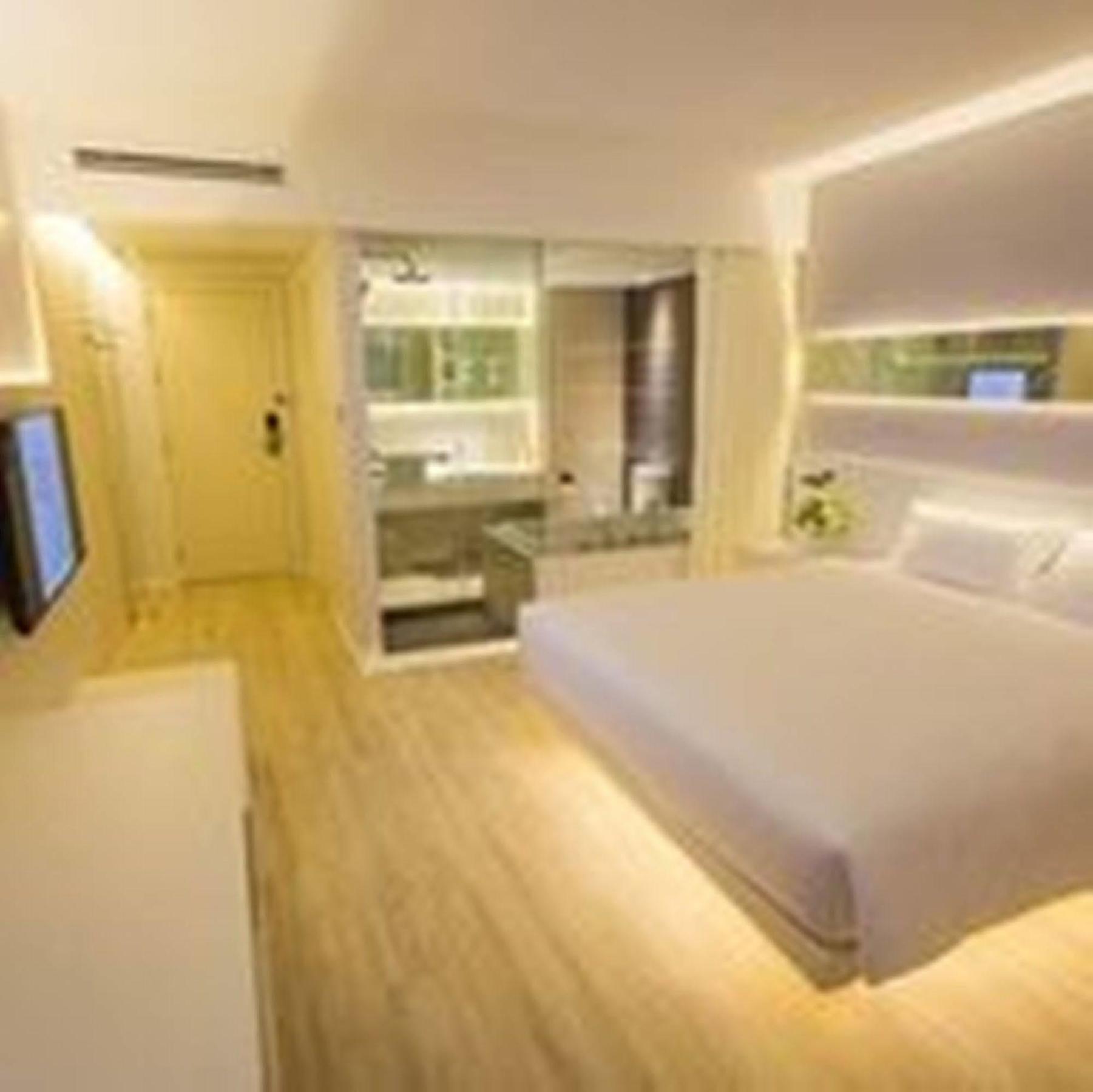 Crystal Hotel Hat Yai Exteriör bild
