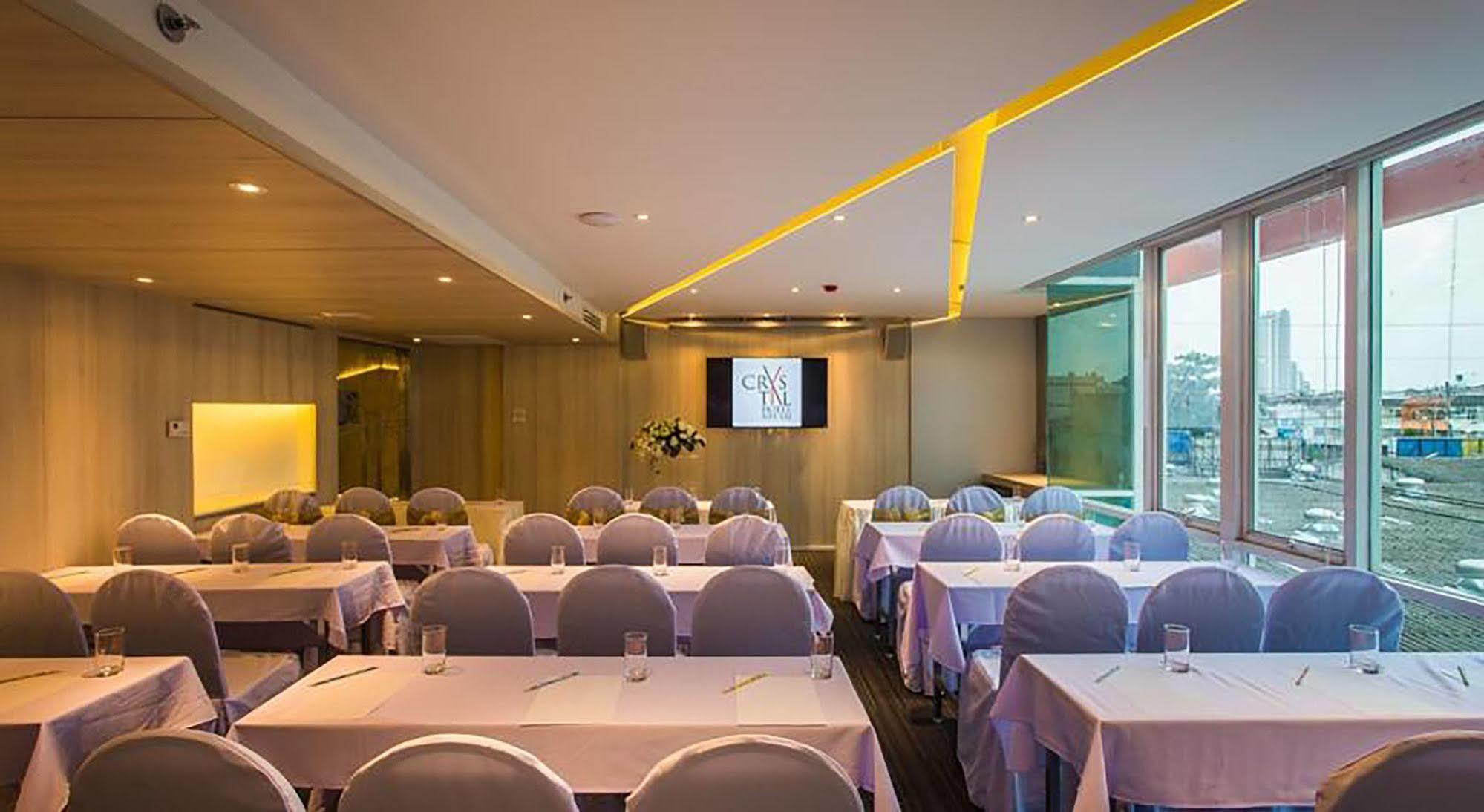 Crystal Hotel Hat Yai Exteriör bild