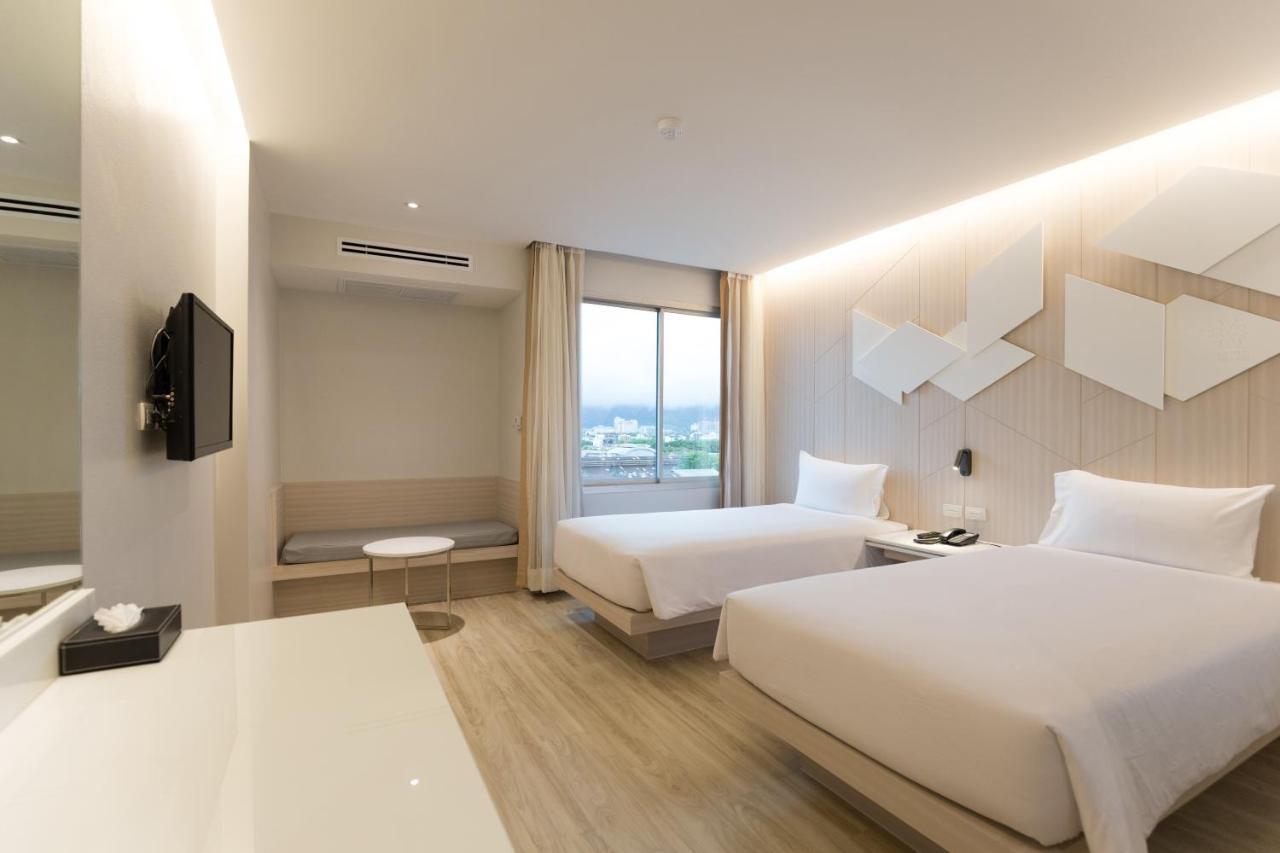 Crystal Hotel Hat Yai Exteriör bild