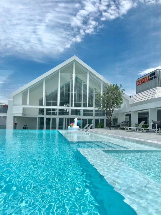 Crystal Hotel Hat Yai Exteriör bild
